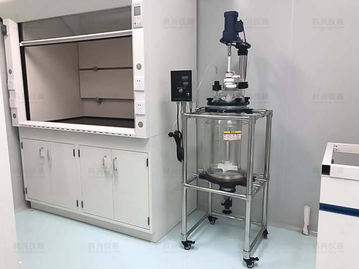 上?？婆d儀器與上海某生物技術(shù)有限公司合